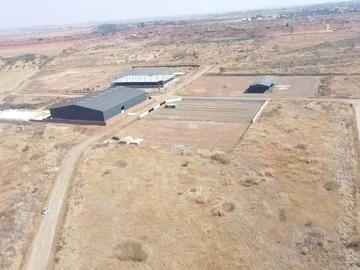 Commercial & Industrial Land