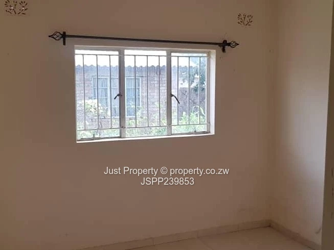 3-Bed Home with Main En-Suite, Garden & Carport - Marondera (Sole Mandate)