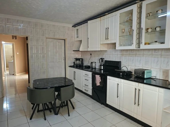 4 Bedroom House