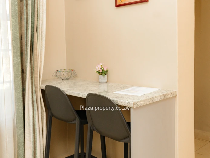 Executive Mature Home To Let 