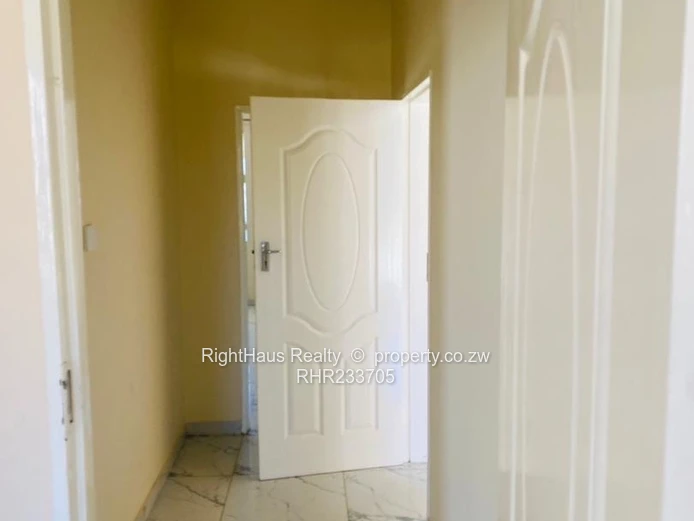 luxury 3 bedroom home in Greendale Peakwood