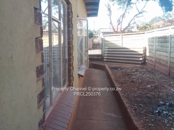 House For Sale In Warren Park 1