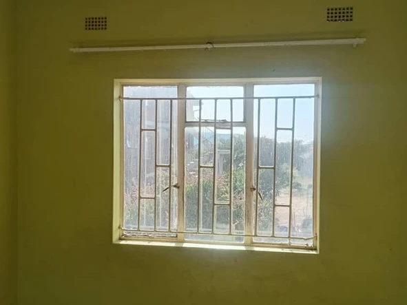 3 Bedroom Flat & Apartment