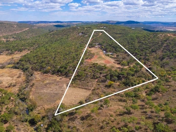 Farm & Agricultural Land