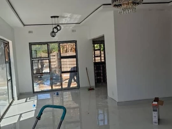 4 Bedroom Flat & Apartment