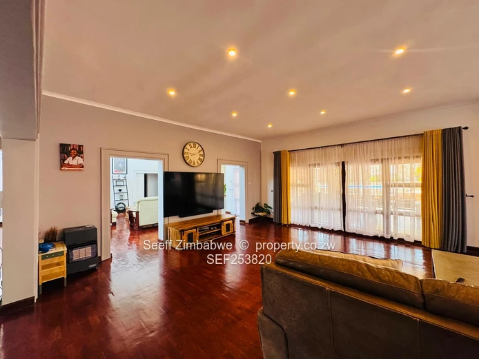 Modern 5-Bed Luxury Residence for sale in Quinnington, Borrowdale