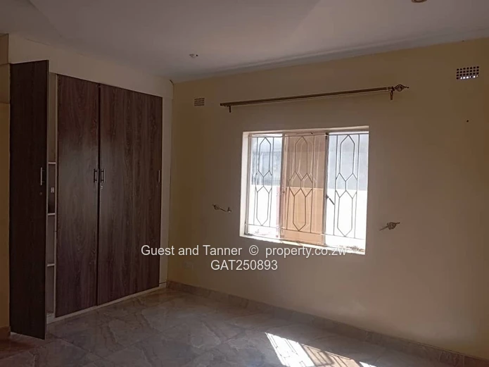 Spacious 5-Bedroom Family Home for Sale – Budiriro 4