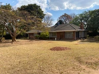 A spacious 4bedroomed family home for sale in Greendale
