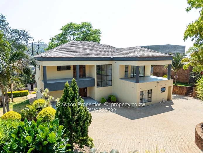 Beautiful Home For Sale (Sole Mandate)