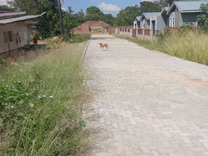 Cluster  Stand in Hatfield, Harare  (Sole Mandate)