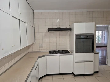 3 Bedroom Garden Flat
