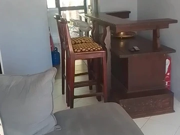 2 Bedroom Flat & Apartment