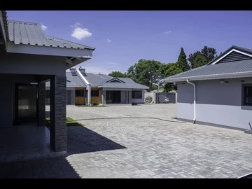 3 Bedroom Townhouse Complex