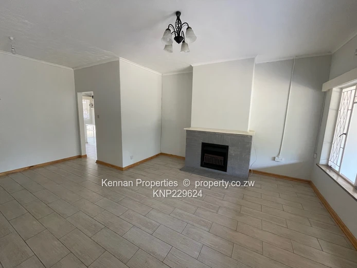 Neat Garden Flat In Quiet Complex