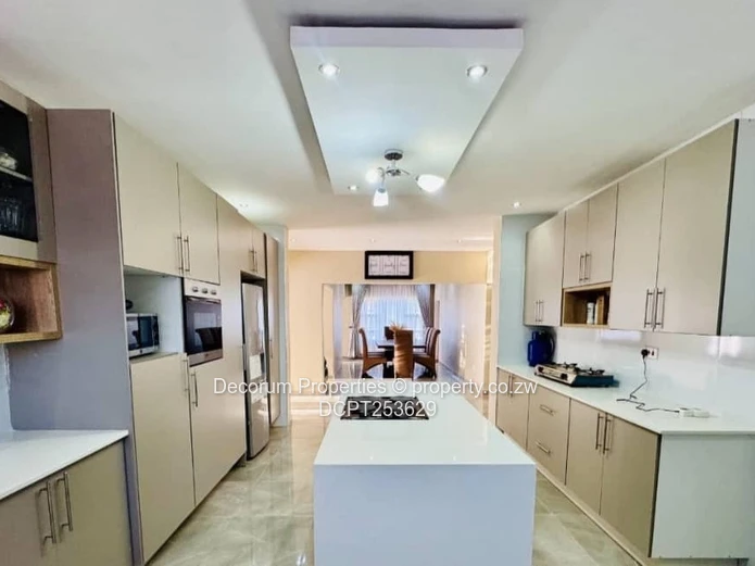 Mt Pleasant Heights – Executive Home For Sale (Sole Mandate)