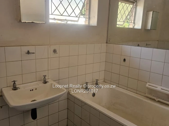 Greystone Park 4-Bedroom Home on 4300 sqm