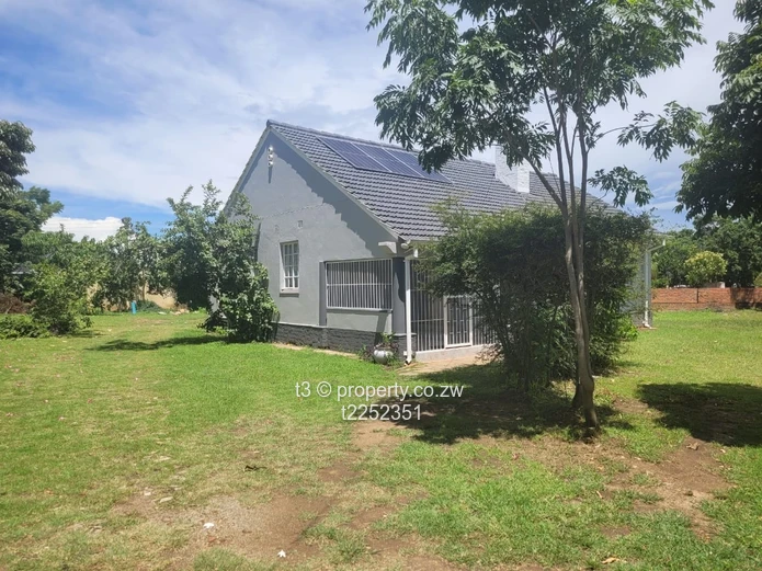 Eastlea Home with Large Garden 