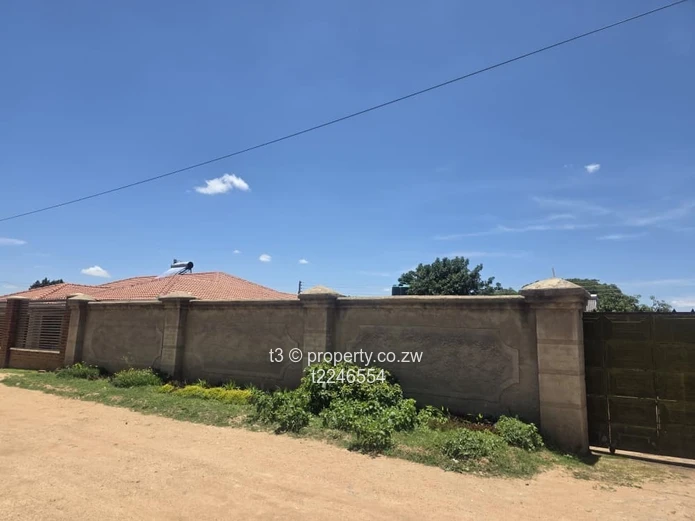 Secure Walled 580 m² Stand with Gate — Zimre Park, Harare East