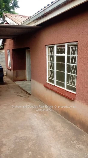 Kuwadzana Extension house to let
