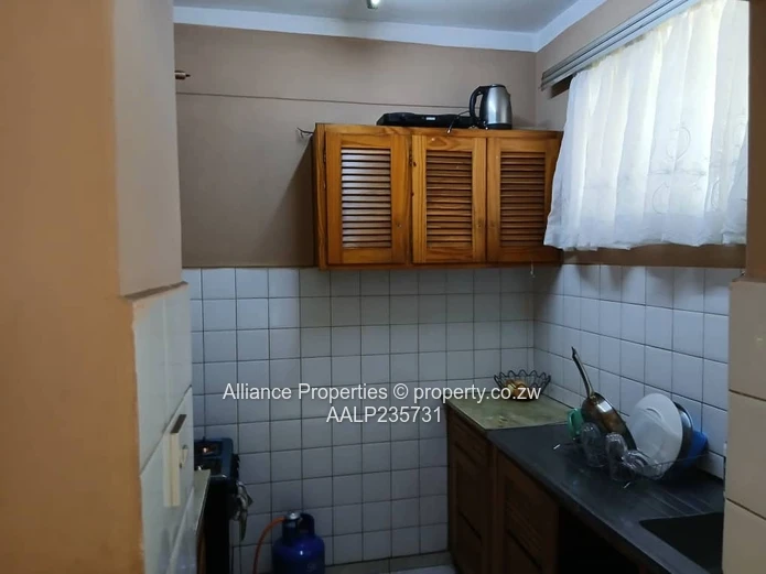 Well-Kept 2-Bedroom Ground Floor Unit with BIC's & Deeds in Eastview Gardens