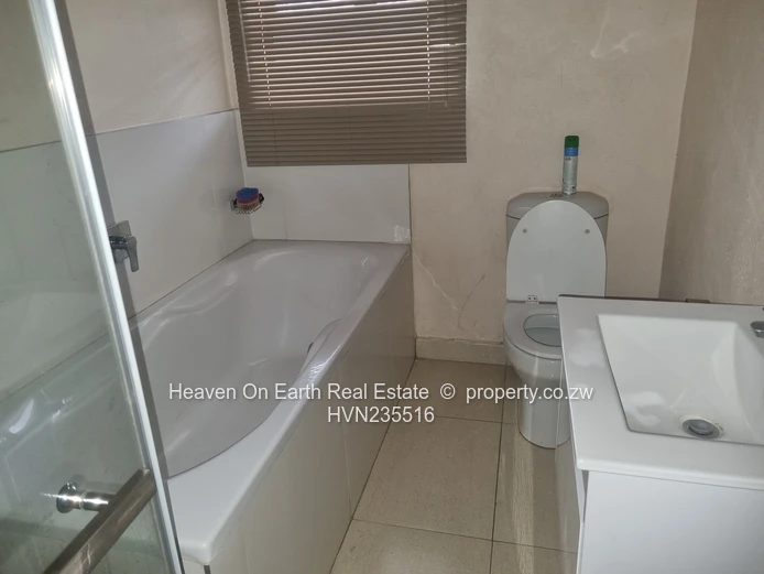 Modern Cluster House