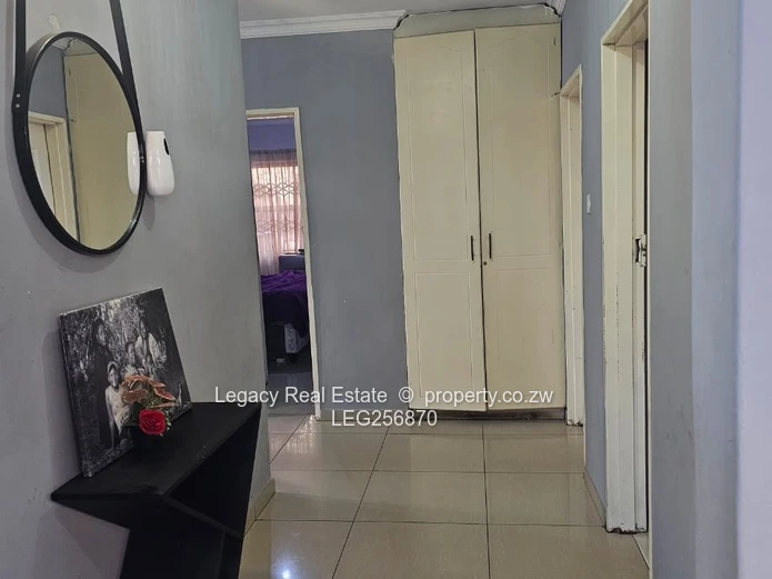Renovated 4-Bed Waterfalls Home — Borehole , geyser & Modern Lounge