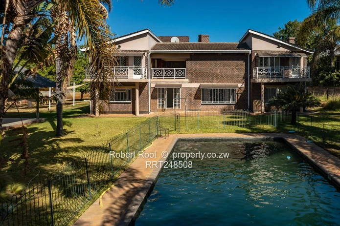 Potential Commercial Property in Great Location