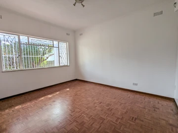 2 Bedroom Garden Flat