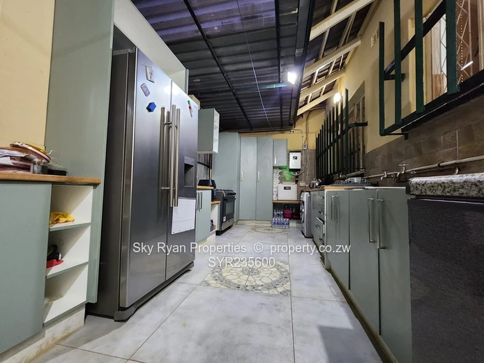 Avondale West House For Sale