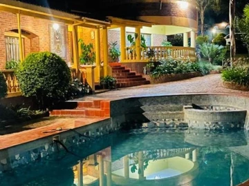 9 Bedroom Townhouse Complex