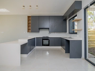 3 Bedroom Garden Flat