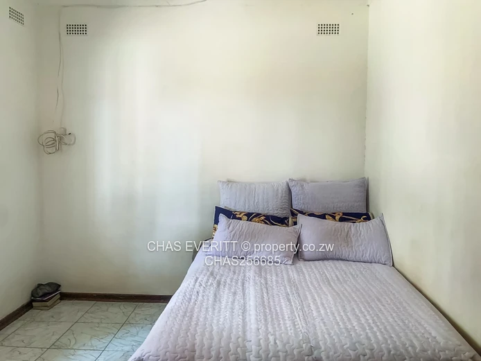 3 Bedroomed Neat Family Home In Sunridge