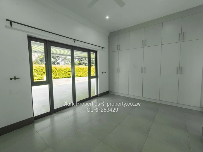 Modern Comfort in a Beautiful Complex! (Sole Mandate)