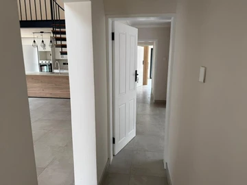 3 Bedroom Garden Flat