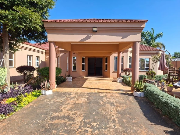 5 Bedroom House