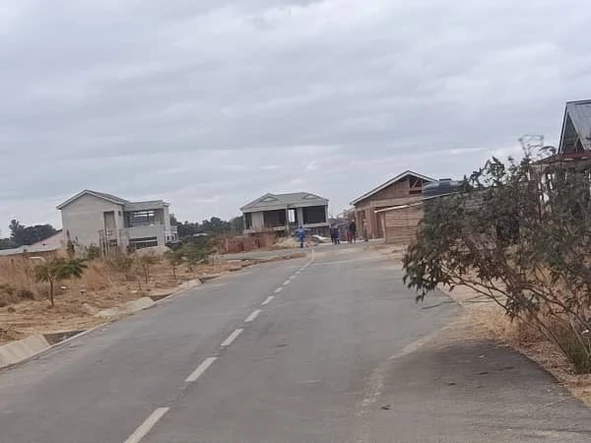 Stands & Residential Land