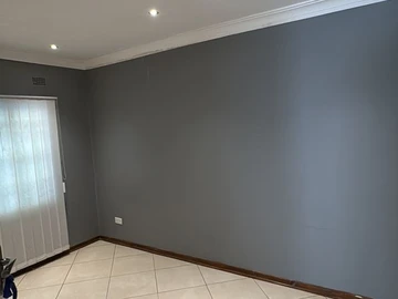 2 Bedroom Garden Flat