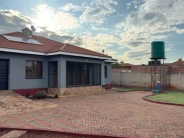 Cold Comfort House 
