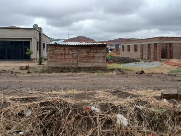 Stands & Residential Land
