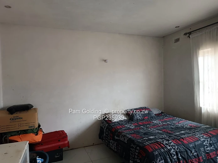 Neat Recently Built Home!