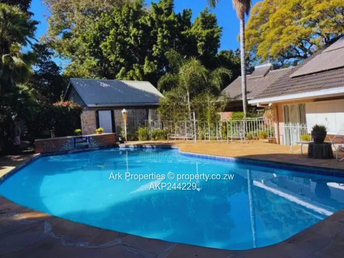 House for Sale – Alexandra Park