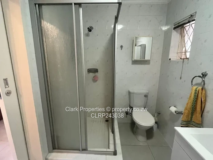 Fully Furnished Cottage To Rent In Avondale!