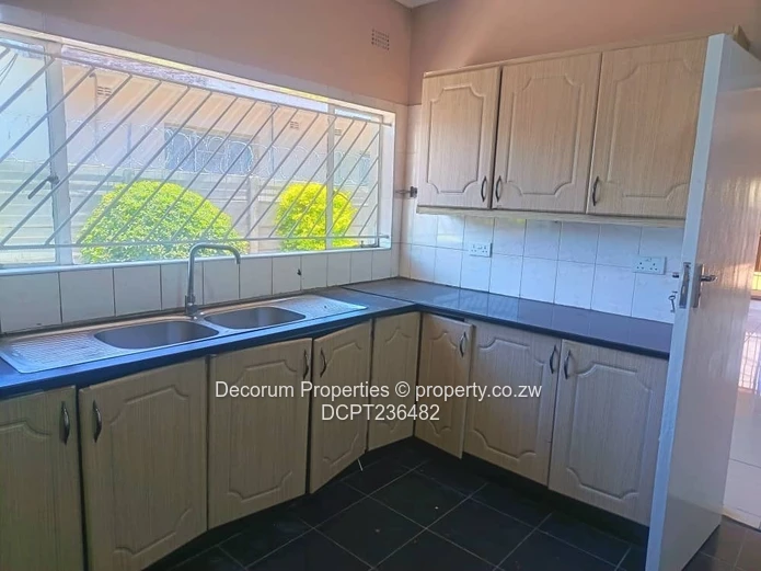 Marlborough 4-Bed Home — Paved Drive, Water Tank & Secure