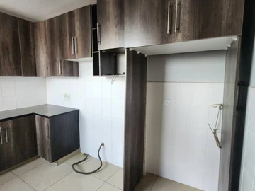 3 Bedroom Flat & Apartment