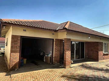 3 Bedroom Townhouse Complex