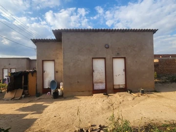 2 Bedroom House