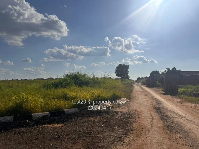 Glaudina 300m²  Stand — Sewer, Water & Roads