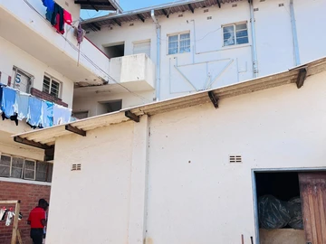 12 Bedroom Flat & Apartment