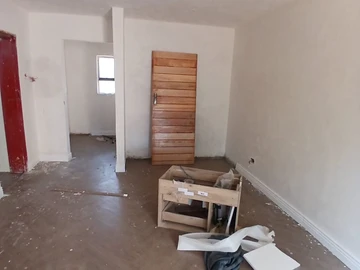 3 Bedroom Flat & Apartment