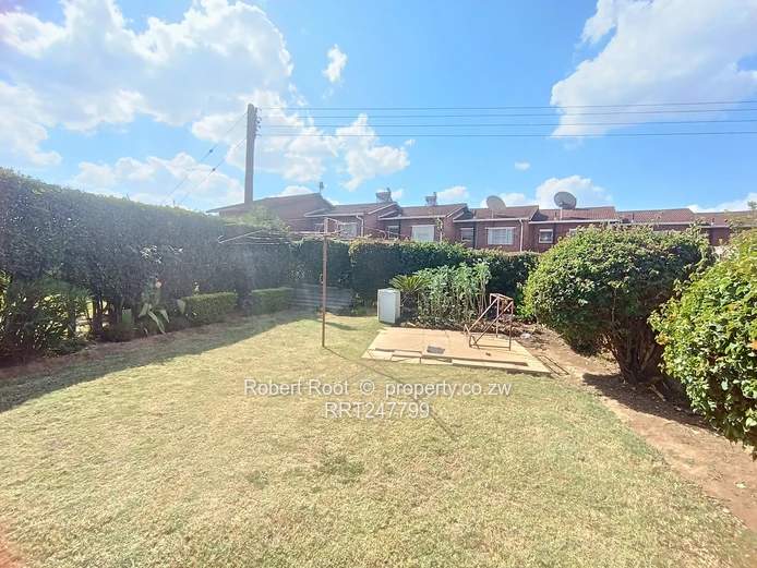 2 bed flat in Avonlea